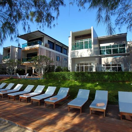 Sea And Sea Villa Sangaroon Ban Huai Yang Exterior foto
